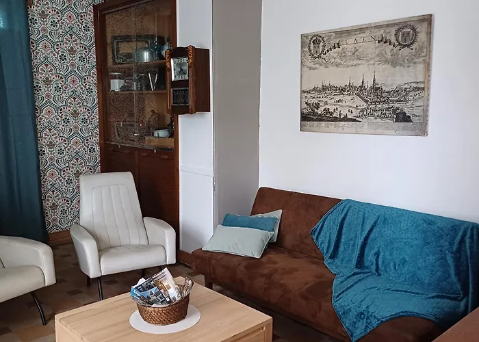 L'epicerie Maison Annees 30 カーン